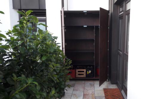 BB70 Balkonschrank 2-türig