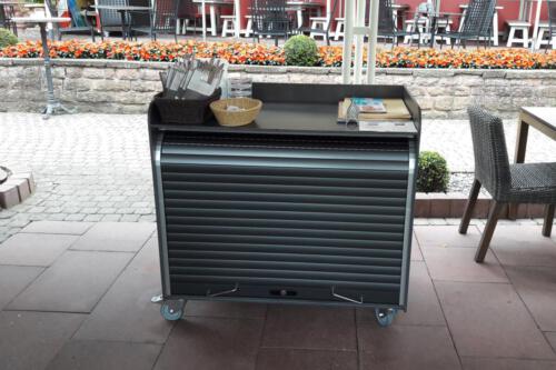 CD10 Servicestation mit Rollladen