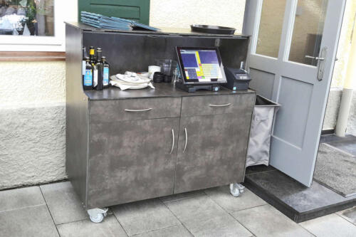 HPL Anrichte für Kasse