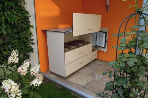 FA35 Terrassenschrank mit Kühlschrank