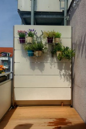 JA30 - Sichtschutzwand zum benachbarten Balkon