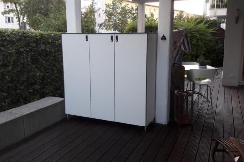 LA30 Terrassenschrank 3-türig nach Maß