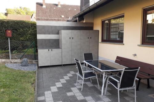NA60 Terrassenschrank mit Sichtschutzwand