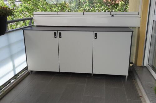 Maßgefertigte Outdoor Sideboards für Terrasse, Balkon & Garten